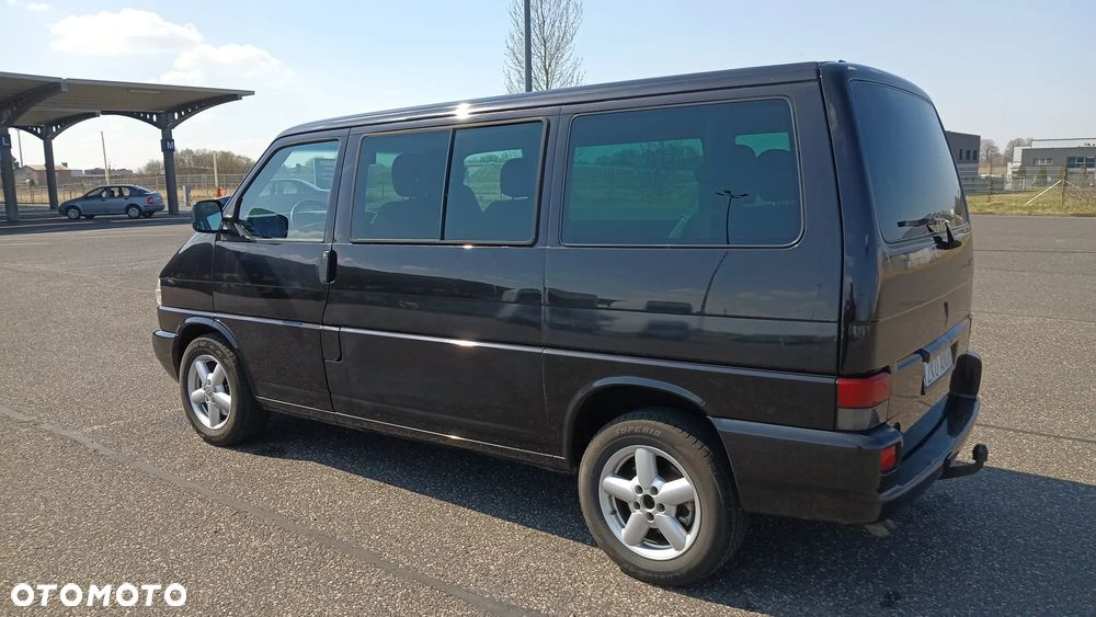 Volkswagen Multivan - 8