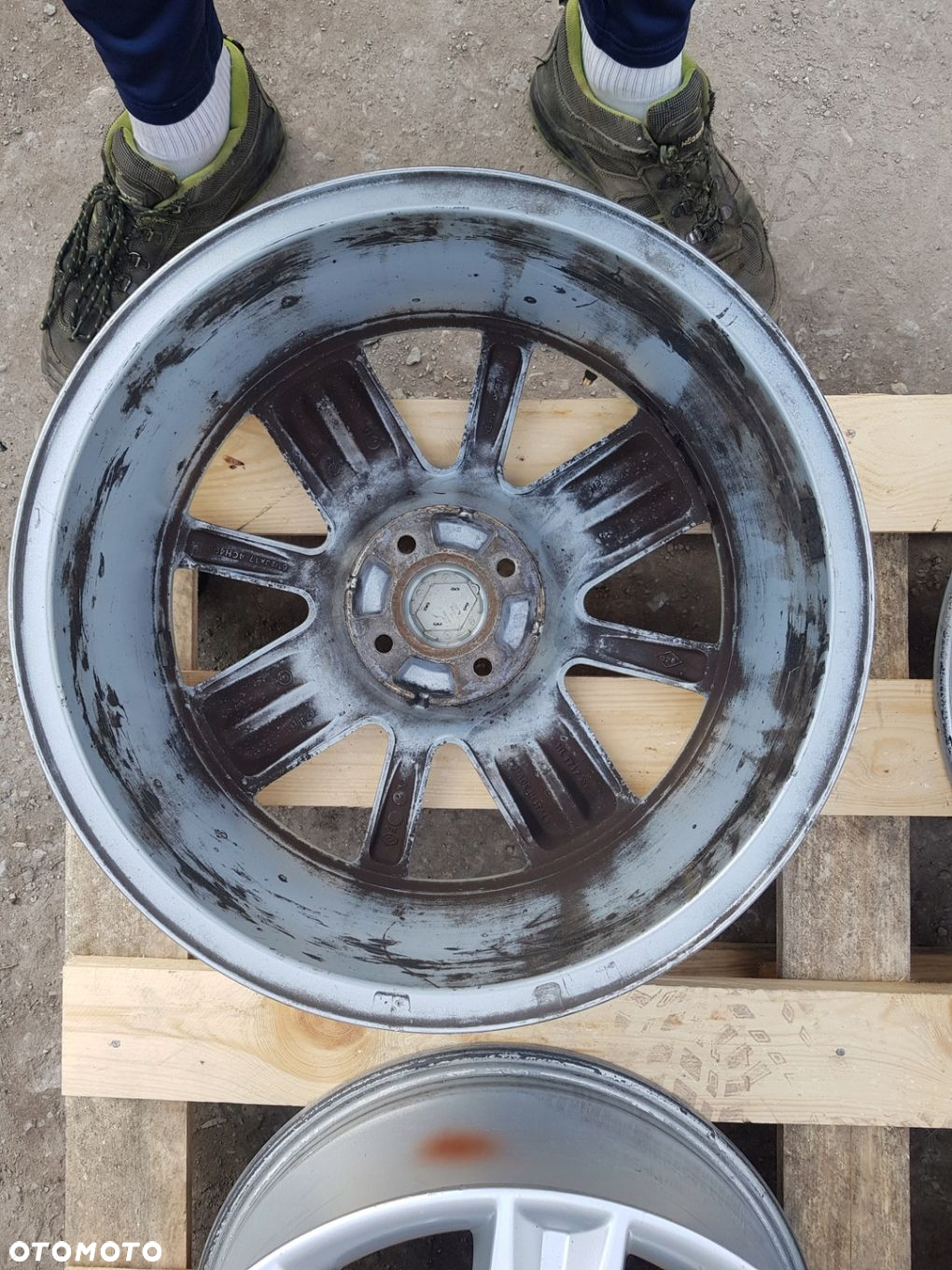 ALUFELGI RENAULT 6.5 x 17 4X100 ET 49 8200313584 - 8