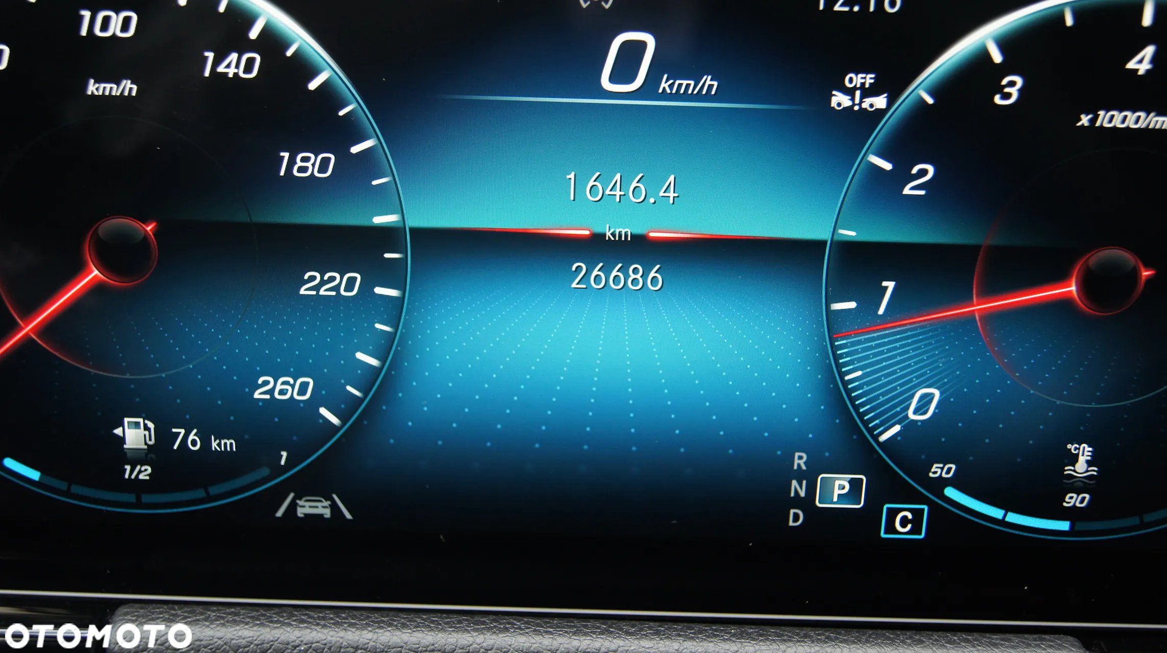 Mercedes-Benz GLA 200 4-Matic AMG Line - 25