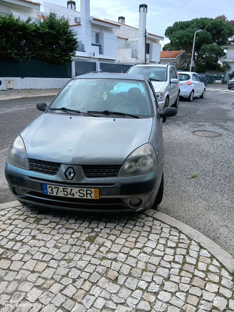 Renault Clio - 2