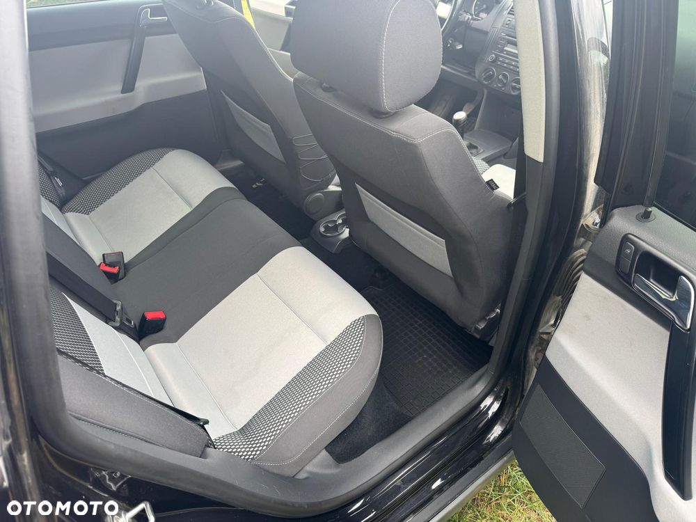 Volkswagen Polo Cross - 19