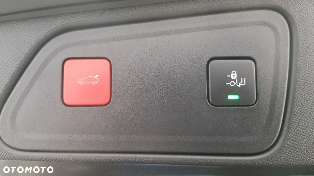 Peugeot 3008 - 18