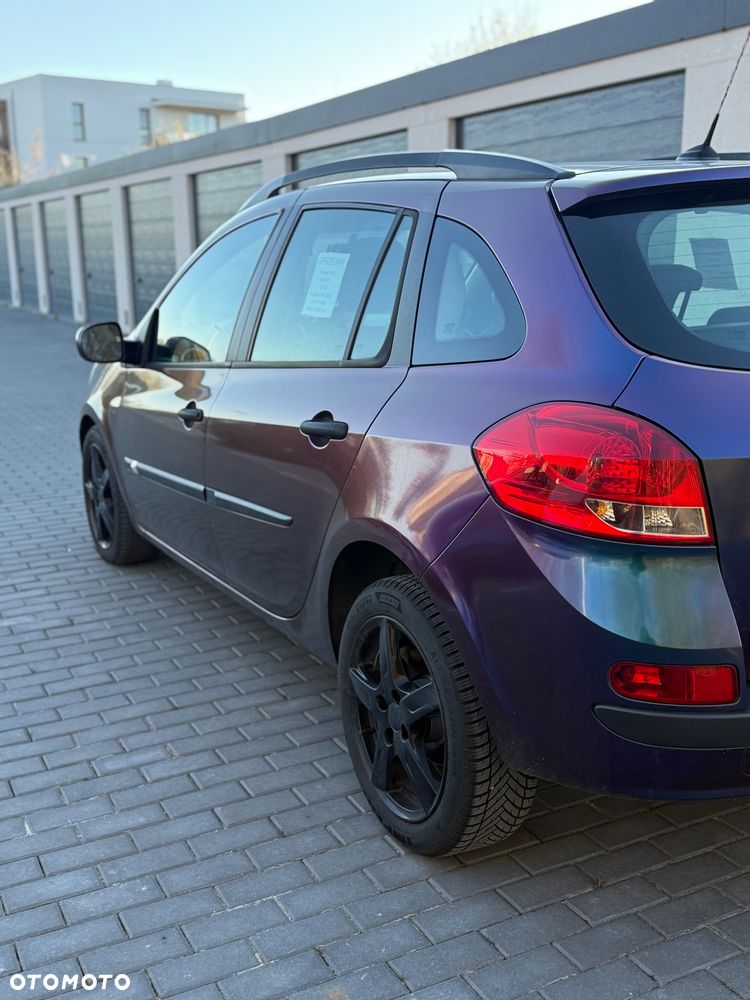 Renault Clio 1.5 dCi Alize - 8
