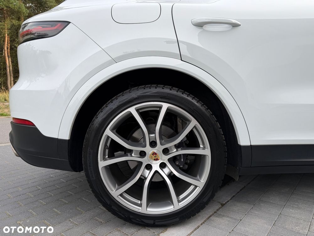 Porsche Cayenne - 6