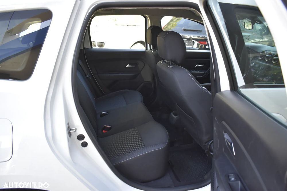 Dacia Duster 1.5 Blue dCi 4WD Comfort - 30