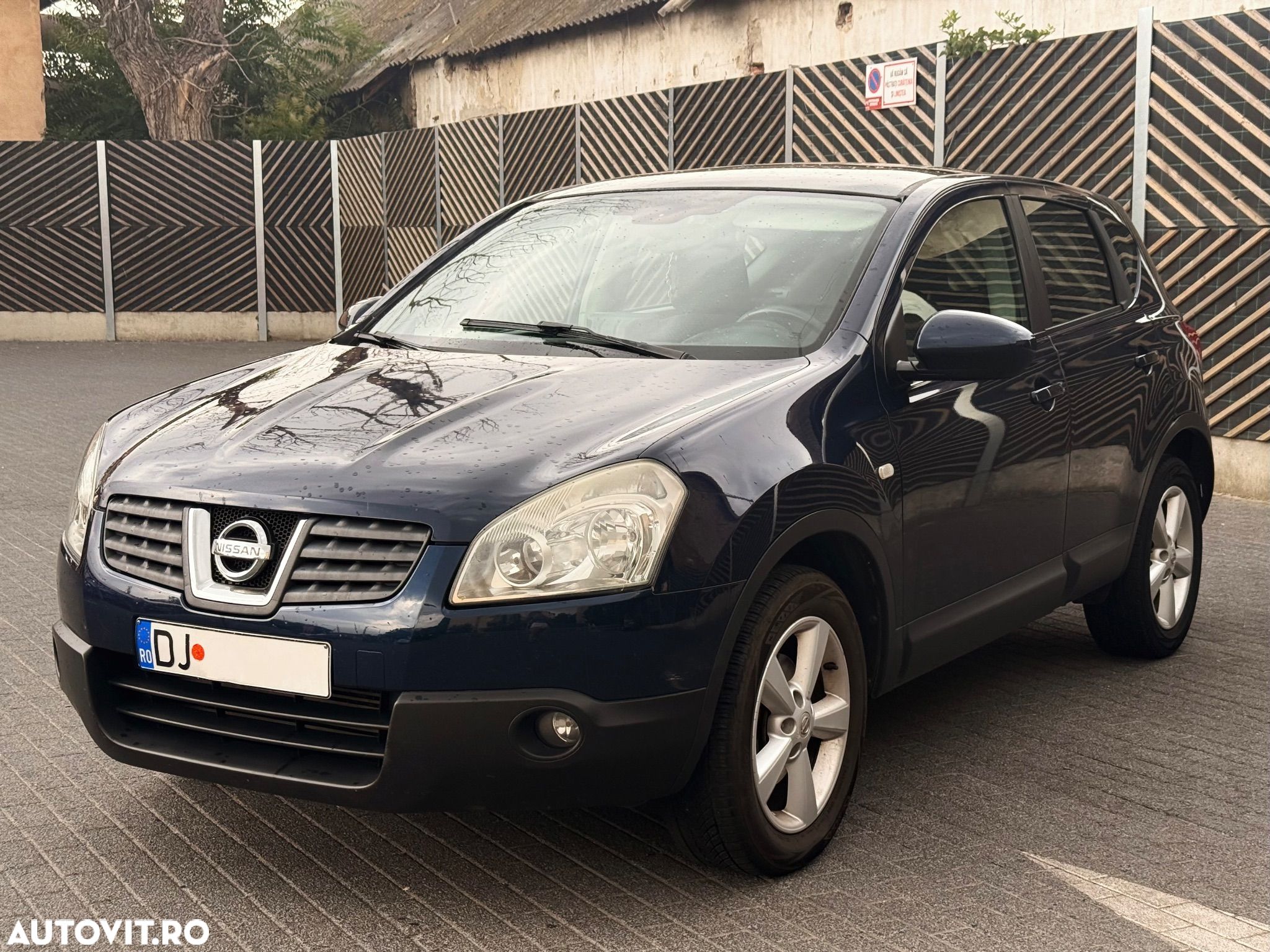 Nissan Qashqai - 1