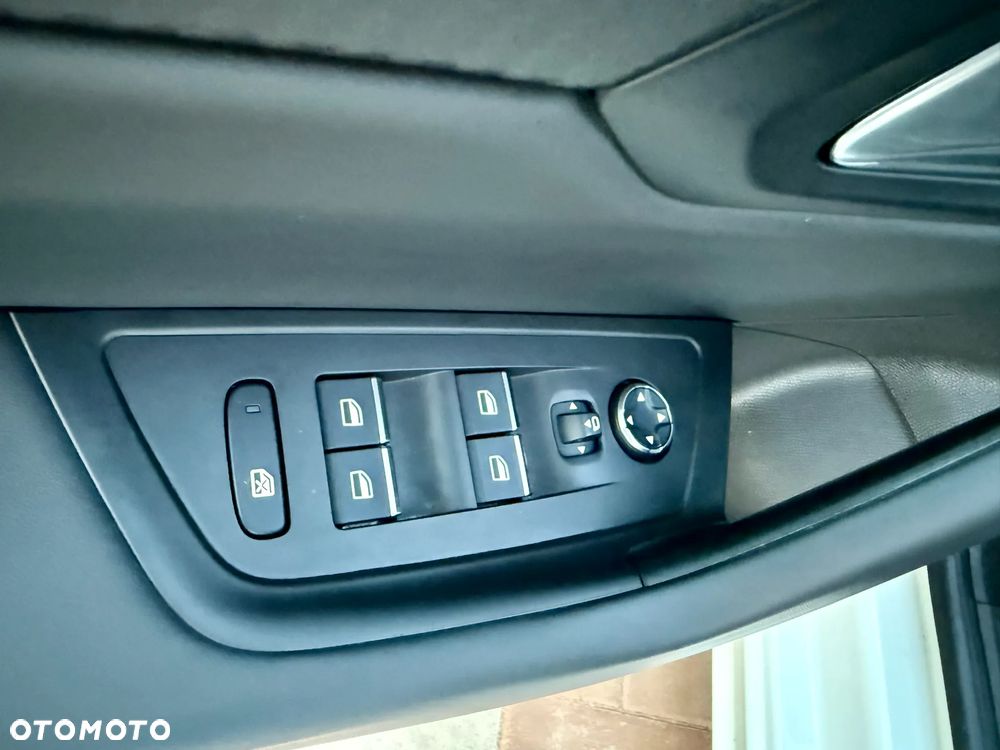 Peugeot 508 BlueHDi 130 EAT8 Allure - 16