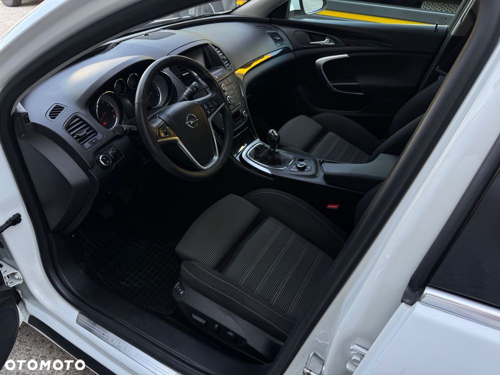Opel Insignia 2.0 Turbo 4x4 - 12