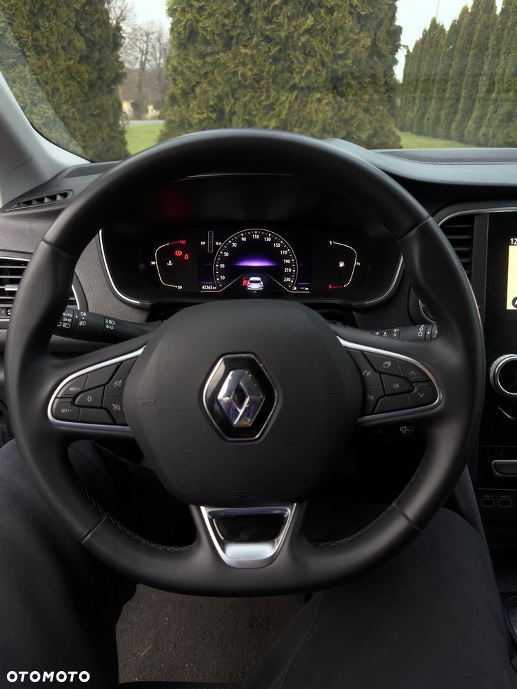 Renault Megane 1.5 Blue dCi Intens - 11