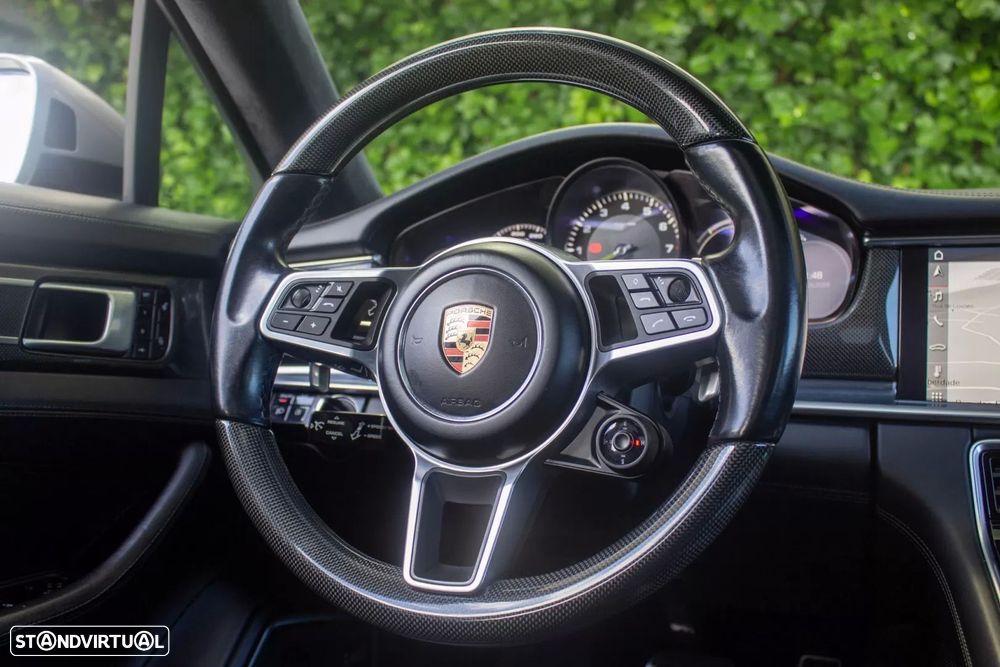 Porsche Panamera Sport Turismo 4 E-Hybrid 10 Years Edition - 14