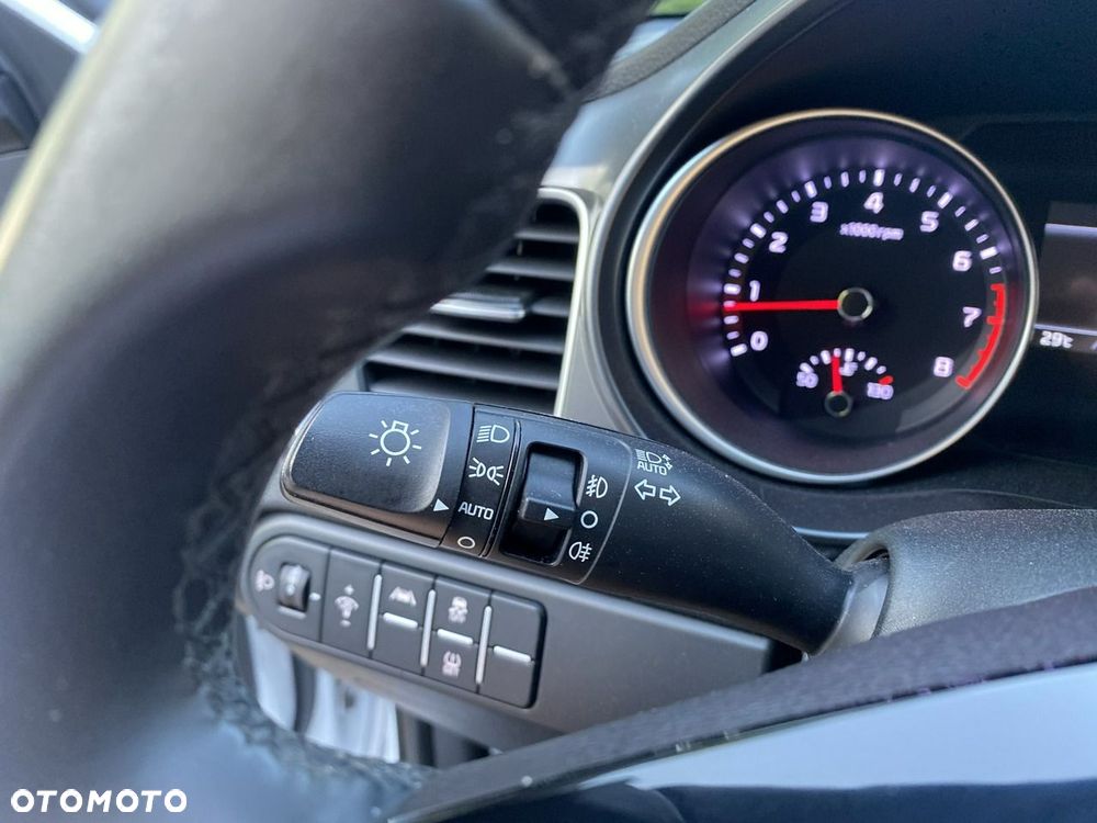 Kia Ceed 1.5 T-GDI M - 21