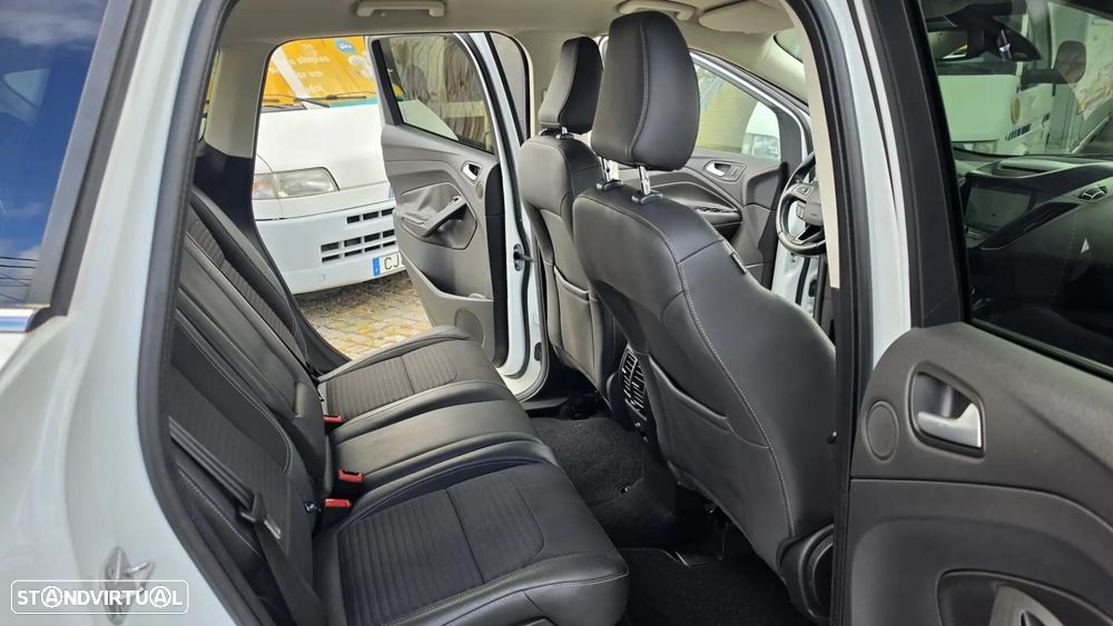 Ford Kuga 1.5 TDCi EcoBlue Titanium - 17
