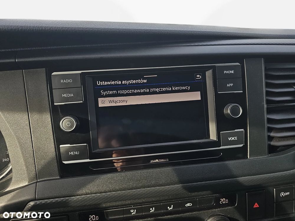 Volkswagen Caravelle - 30