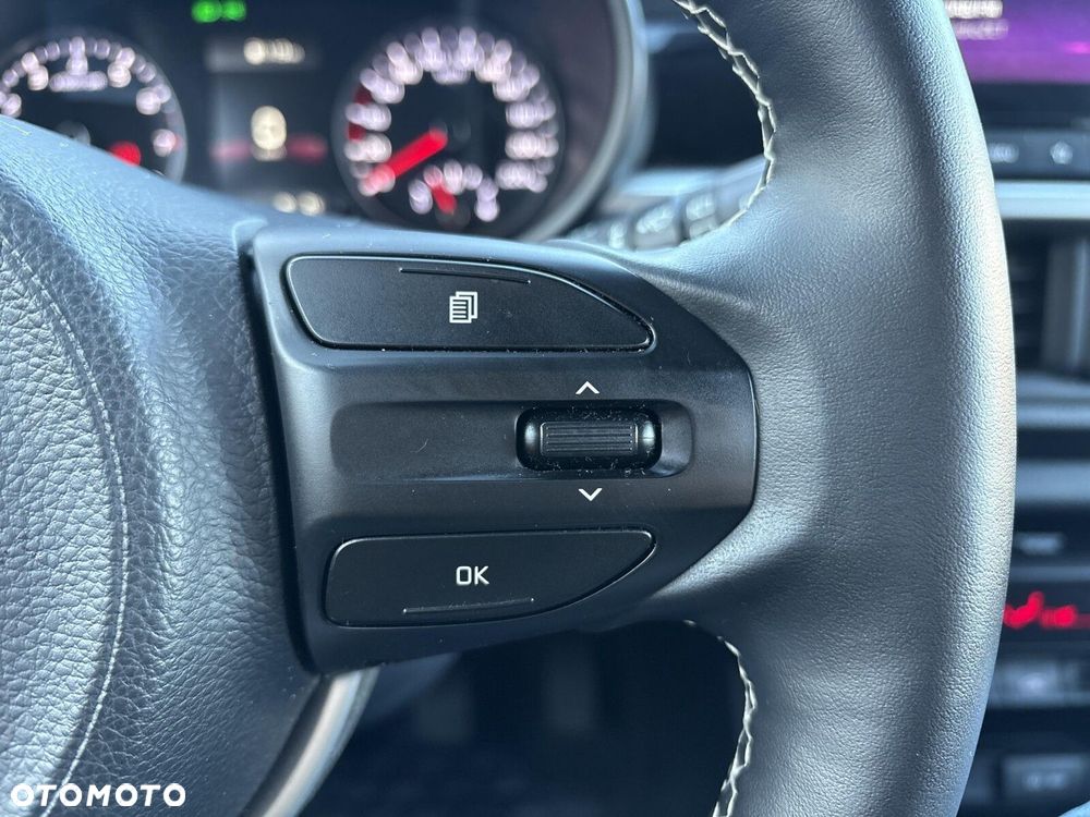 Kia Picanto 1.2 L - 15