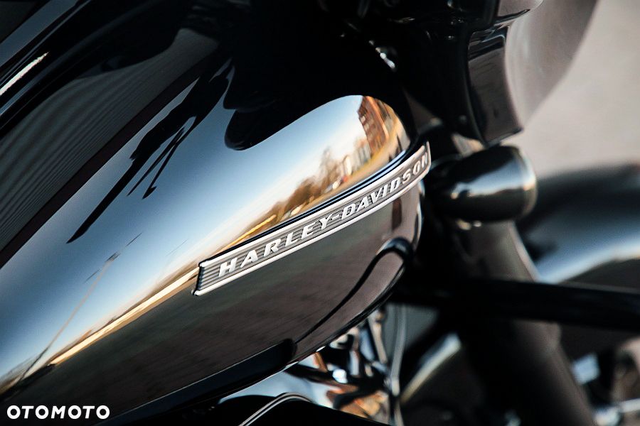 Harley-Davidson Touring Street Glide - 8