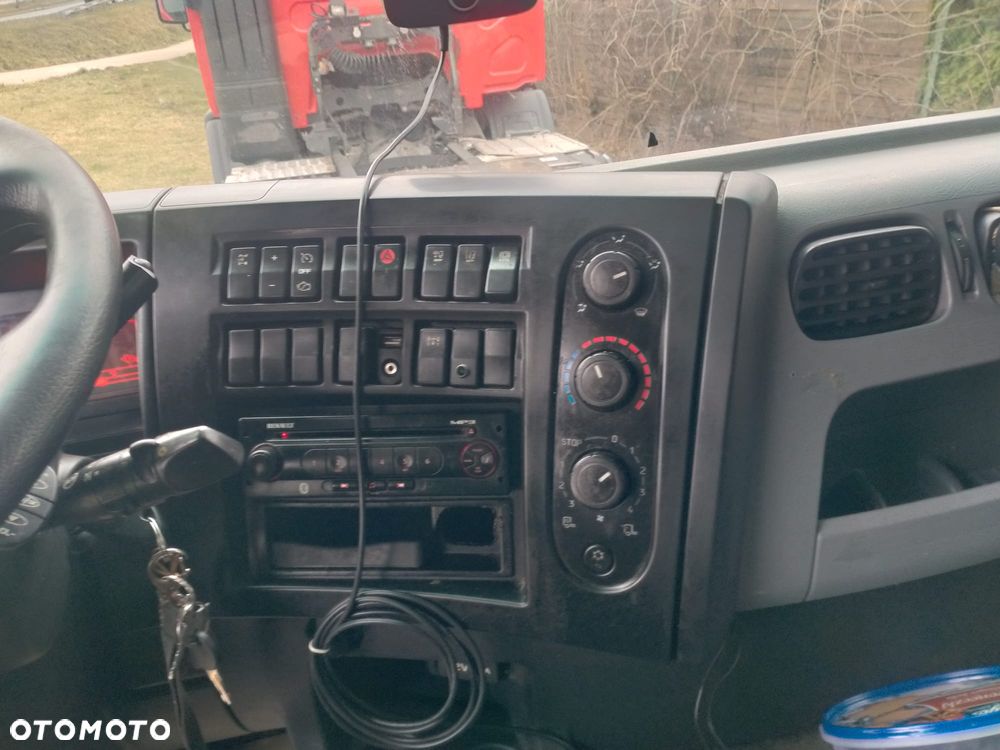 Renault PREMIUM - 14