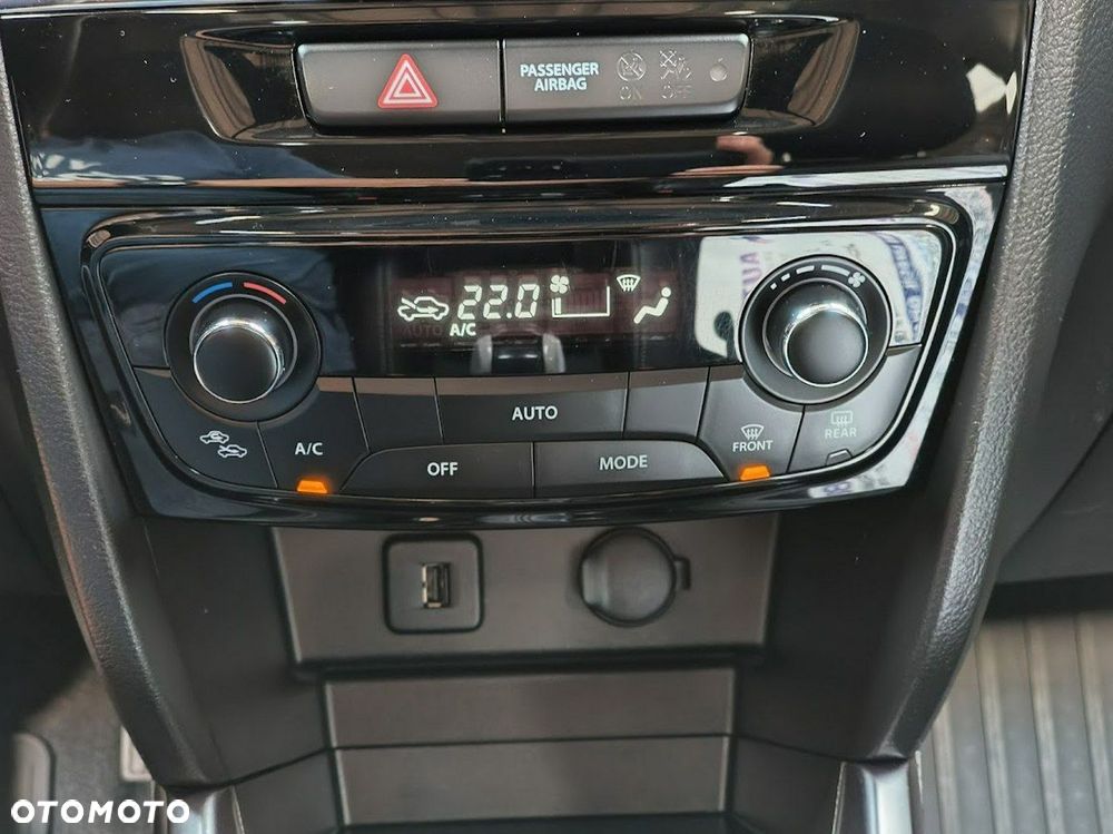 Suzuki Vitara 1.4 T Boosterjet S 4WD - 30