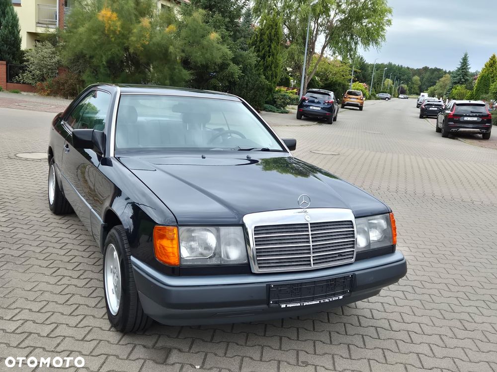 Mercedes-Benz W124 (1984-1993) - 1