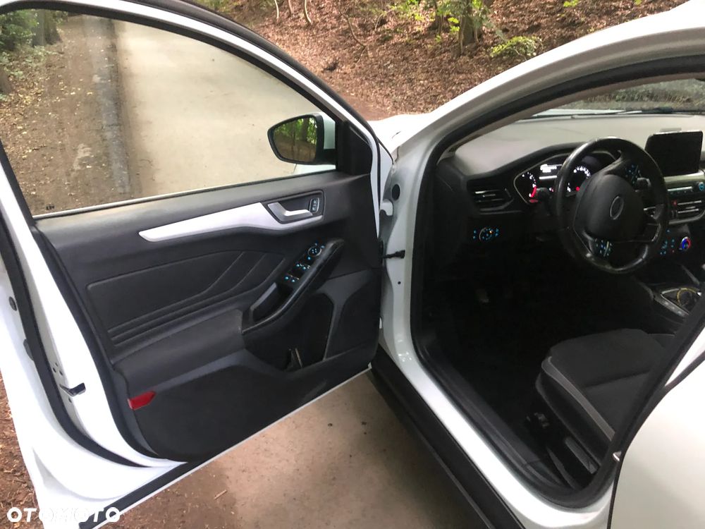 Ford Focus 1.5 EcoBlue Connected - 15