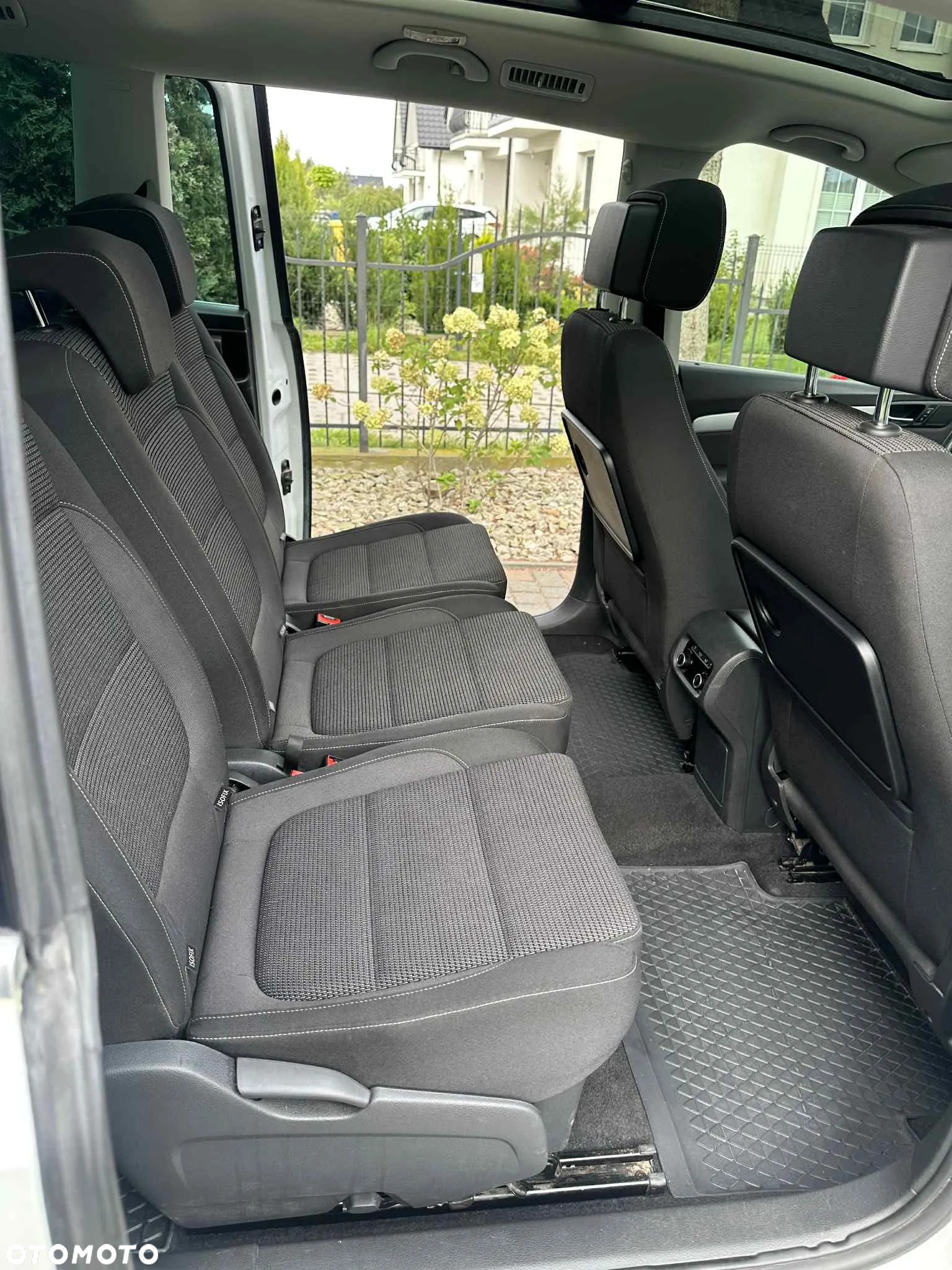 Volkswagen Sharan 2.0 TDI 4MOTION (BlueMotion Technology) Highline - 34