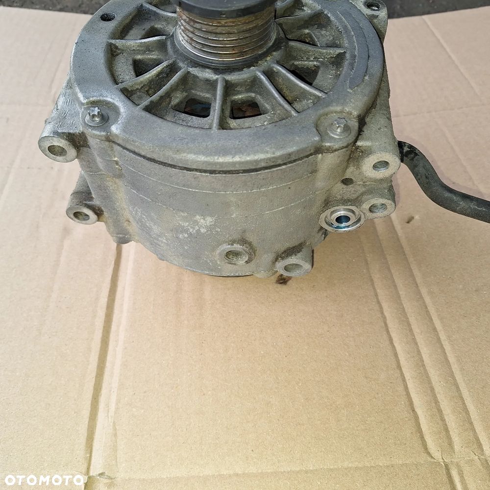 ALTERNATOR WODNY MERCEDES W203 2.2 CDI A0001501750 - 3