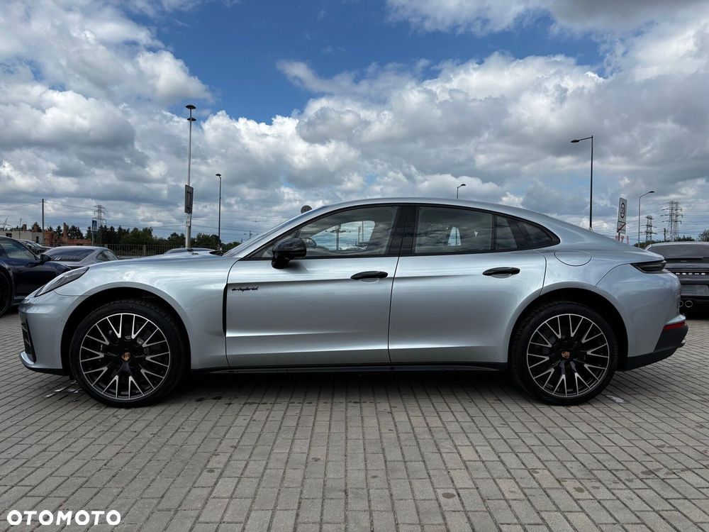 Porsche Panamera - 8