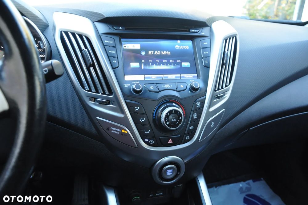 Hyundai Veloster 1.6 GDI Premium - 14