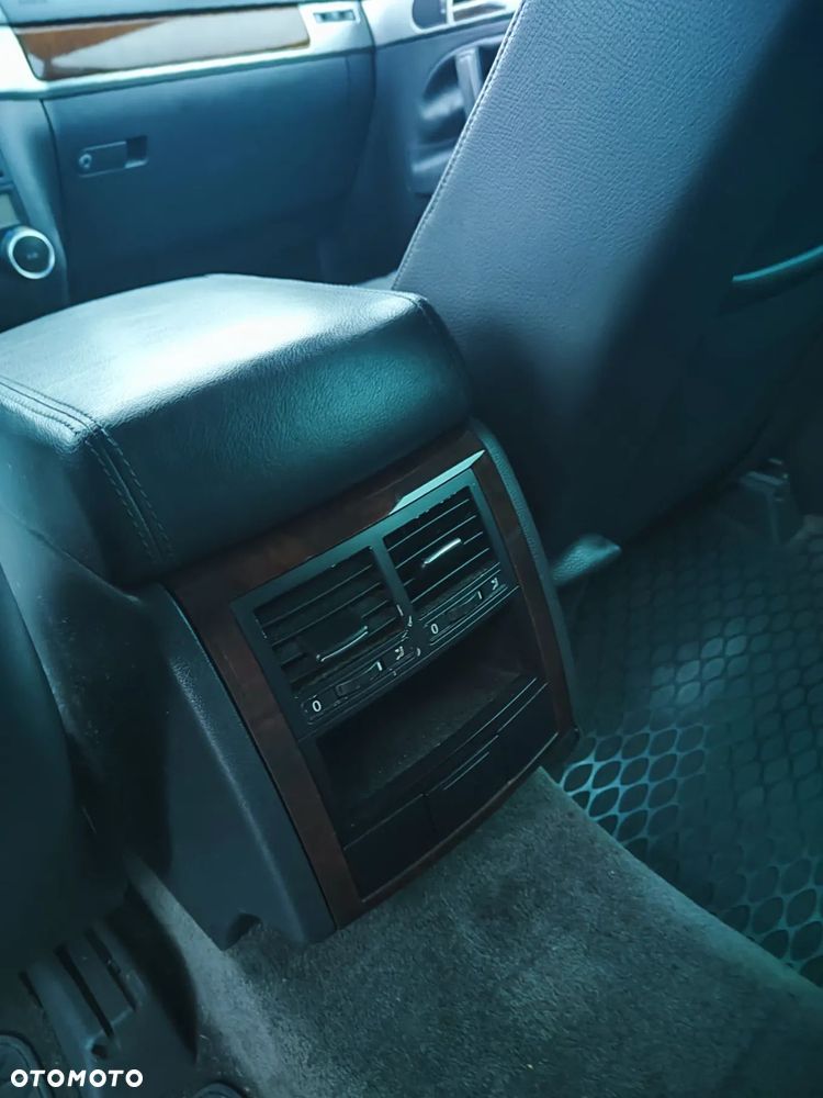 Volkswagen Touareg 3.2 V6 Automatik - 17