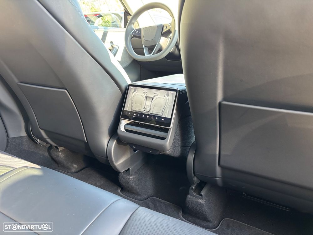 Tesla Model Y Long Range Tração Traseira - 17