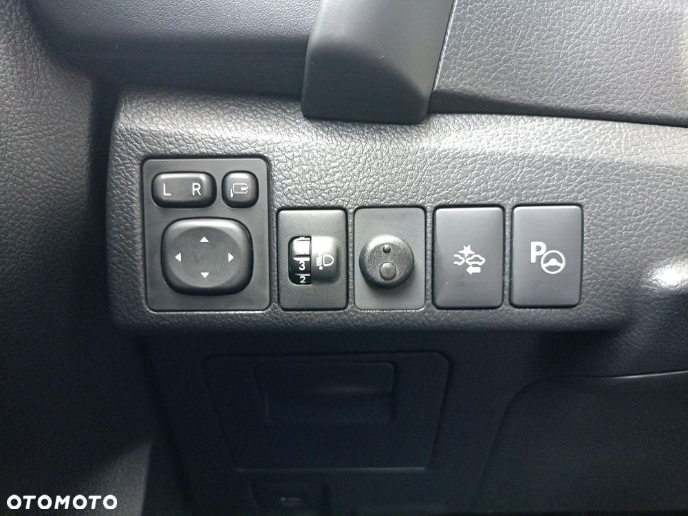 Toyota Auris Hybrid 135 Premium - 17