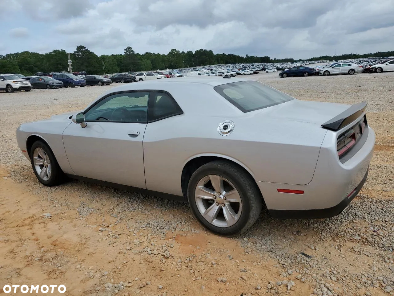 Dodge Challenger Maska Zderzak Błotnik reflektor ćwiartka Silnik 3.6 Zwrotnica ława Deska airbag - 2