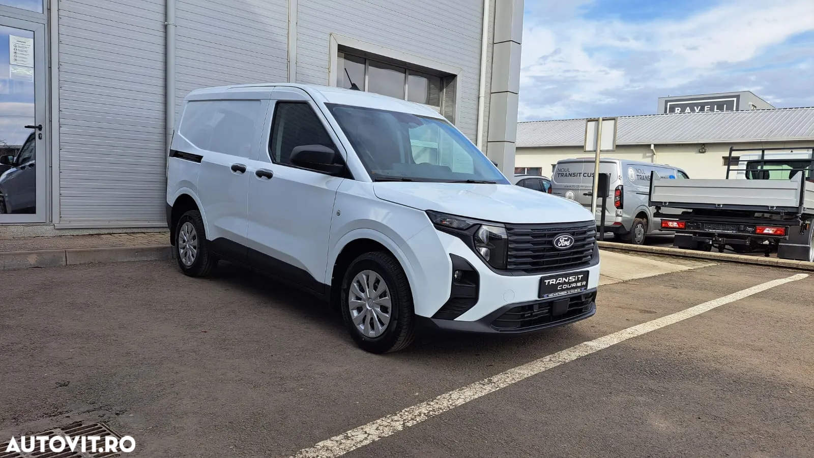 Ford NEW TRANSIT COURIER - 7