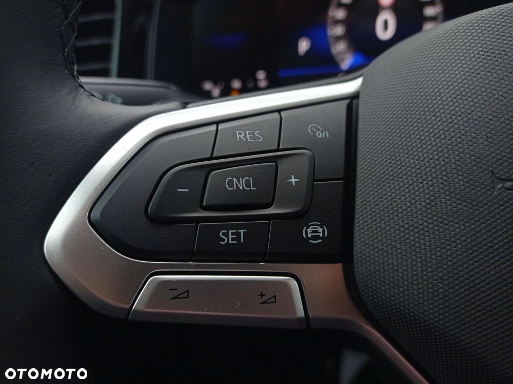 Volkswagen Polo 1.0 TSI Life DSG - 25