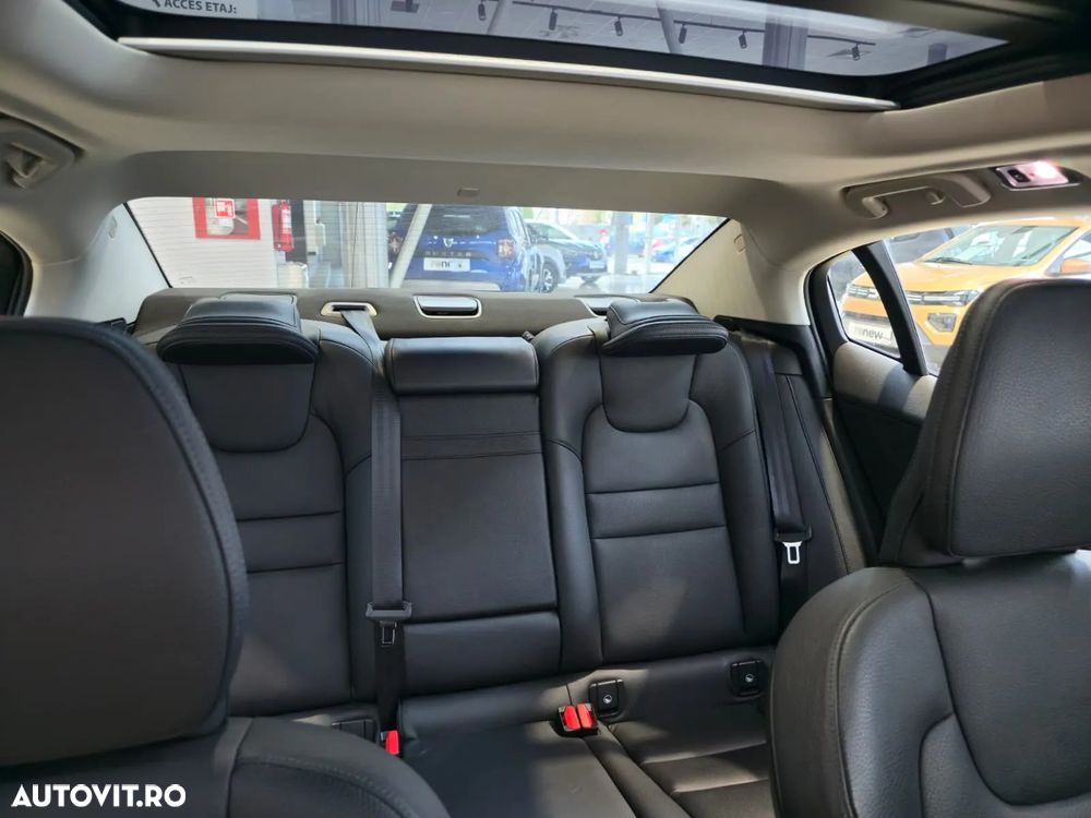 Volvo S60 T6 AWD Geartronic RDesign - 27