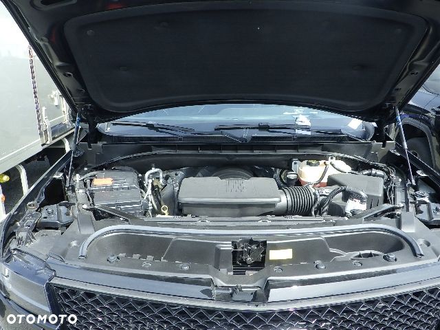 Cadillac Escalade - 26