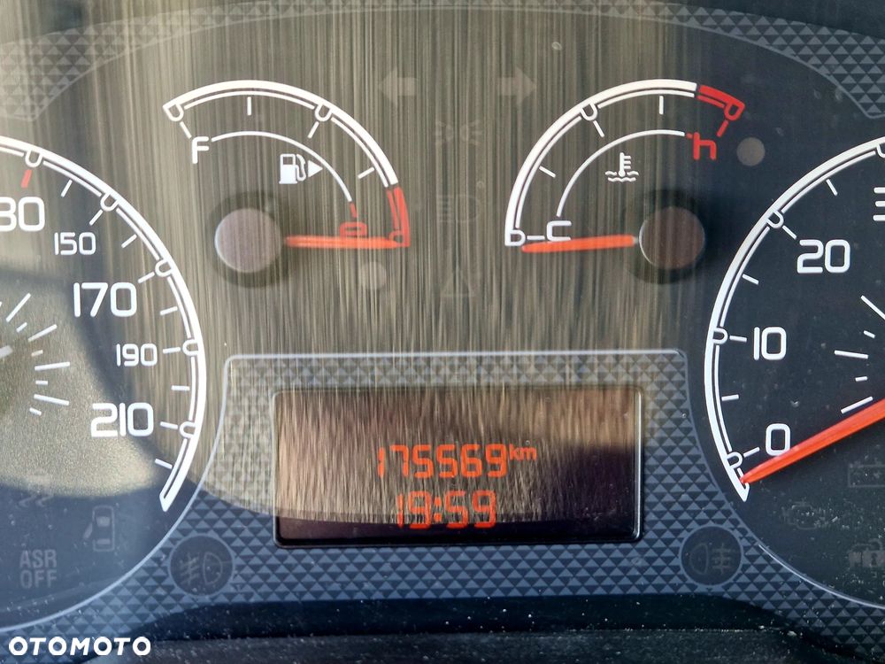 Fiat Fiorino 1.4 Dynamic - 4
