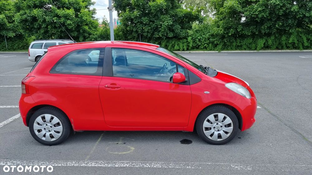 Toyota Yaris - 8