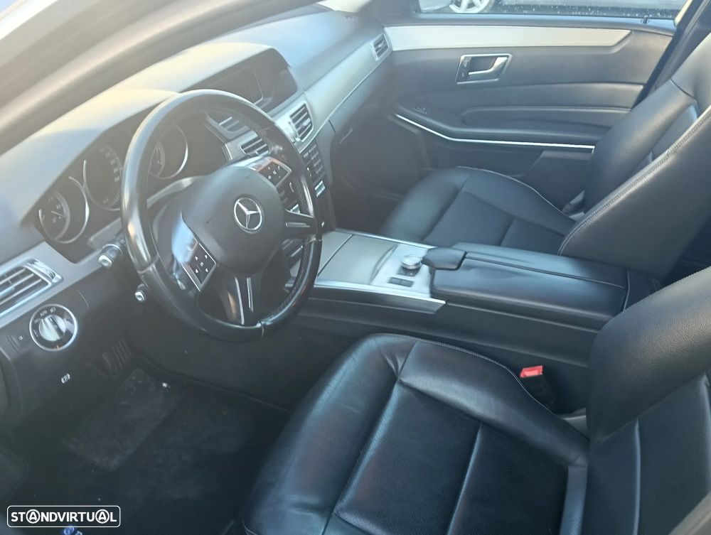Mercedes-Benz E 220 CDI Auto Elegance - 19