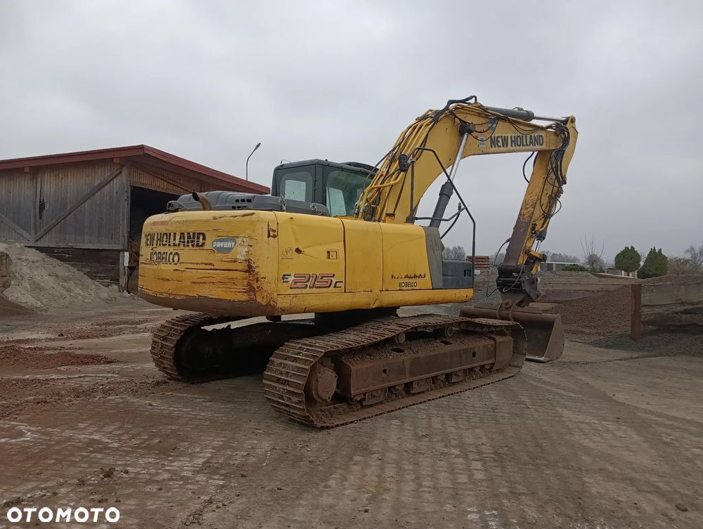 New Holland E215c - 3