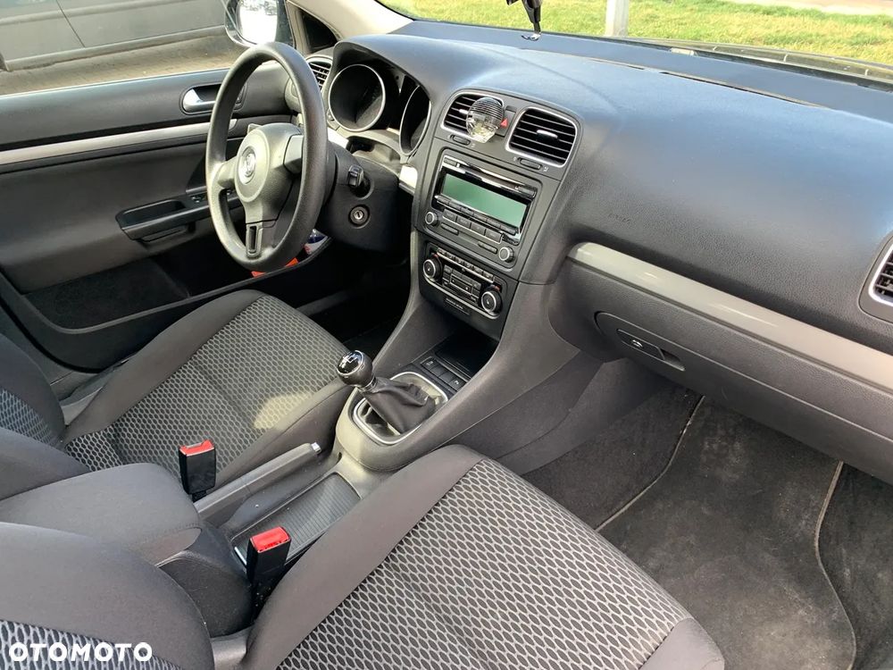 Volkswagen Golf 1.6 TDI DPF Trendline - 9