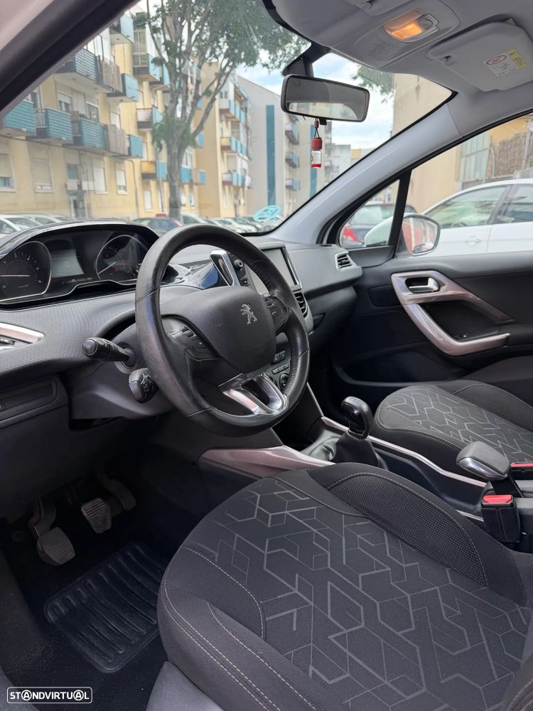 Peugeot 2008 1.6 BlueHDi Allure - 10