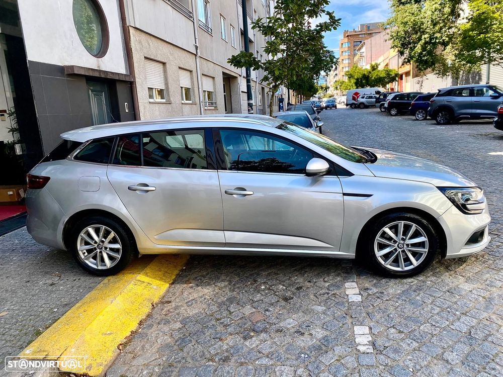 Renault Mégane Sport Tourer 1.5 dCi Comfort SS - 5