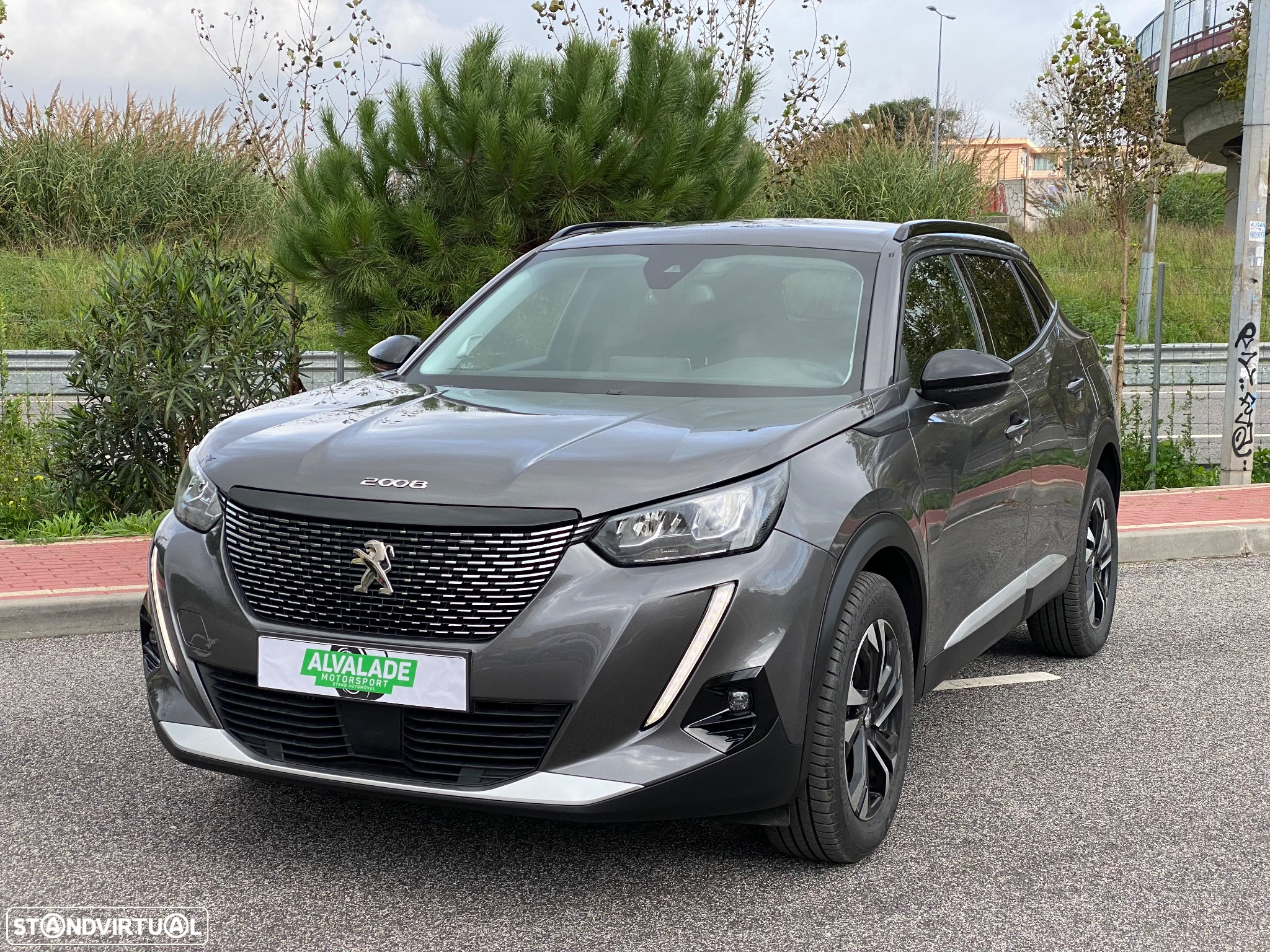Peugeot 2008 1.2 PureTech Allure Pack - 2