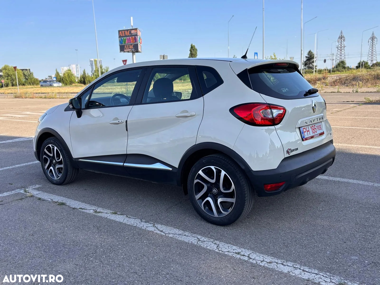 Renault Captur ENERGY TCe Zen - 8