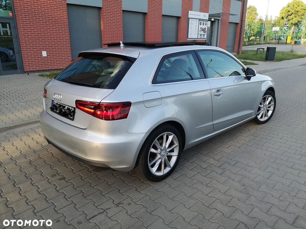 Audi A3 Sportback 1.4 TFSI cylinder on demand S line Sportpaket - 4