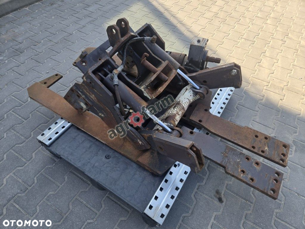 TUZ, przedni podnośnik, WOM, Massey Ferguson 3125 - 2