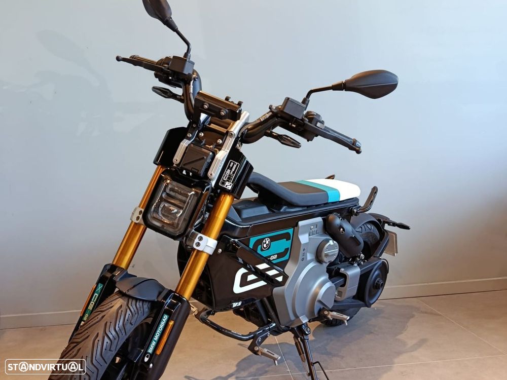 BMW CE 02 E 02 - 2