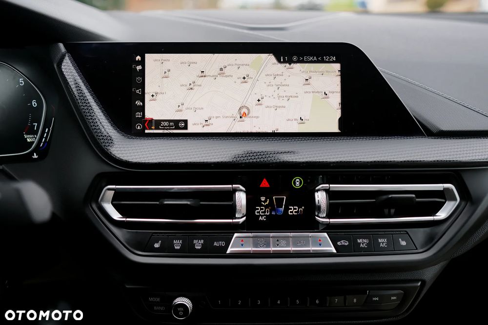 BMW Seria 2 225i xDrive Sport-Aut - 32