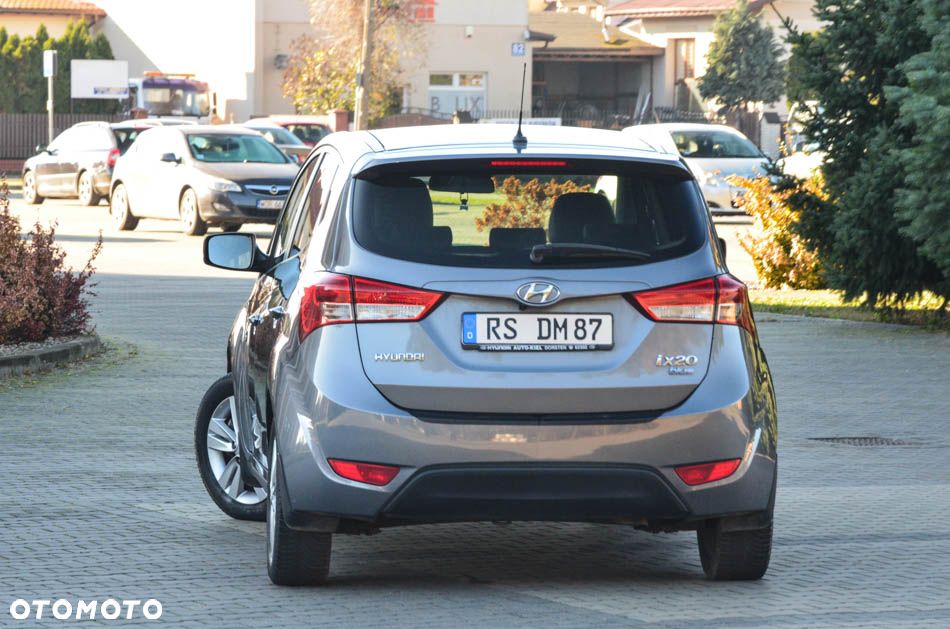 Hyundai ix20 1.6 Premium blue - 13
