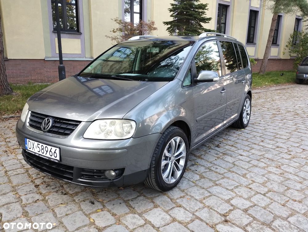 Volkswagen Touran 2.0 TDI Trendline - 1